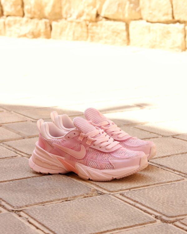 کتونی نایک V2K Run pink